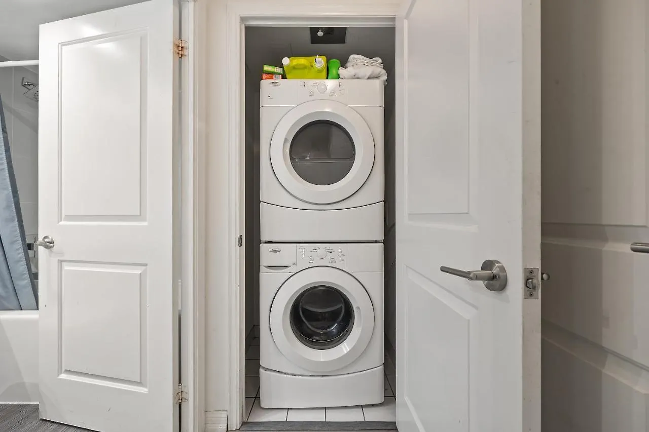 1 Bed Plus Den Downtown Toronto Apartment
